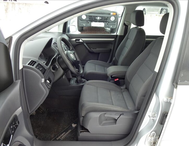 Volkswagen Touran Kombi 1,9 l 77 kw