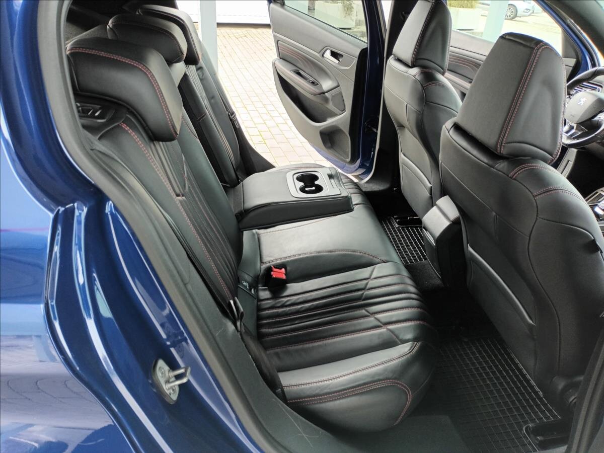 Peugeot 308 Hatchback 2,0 l 130 kw