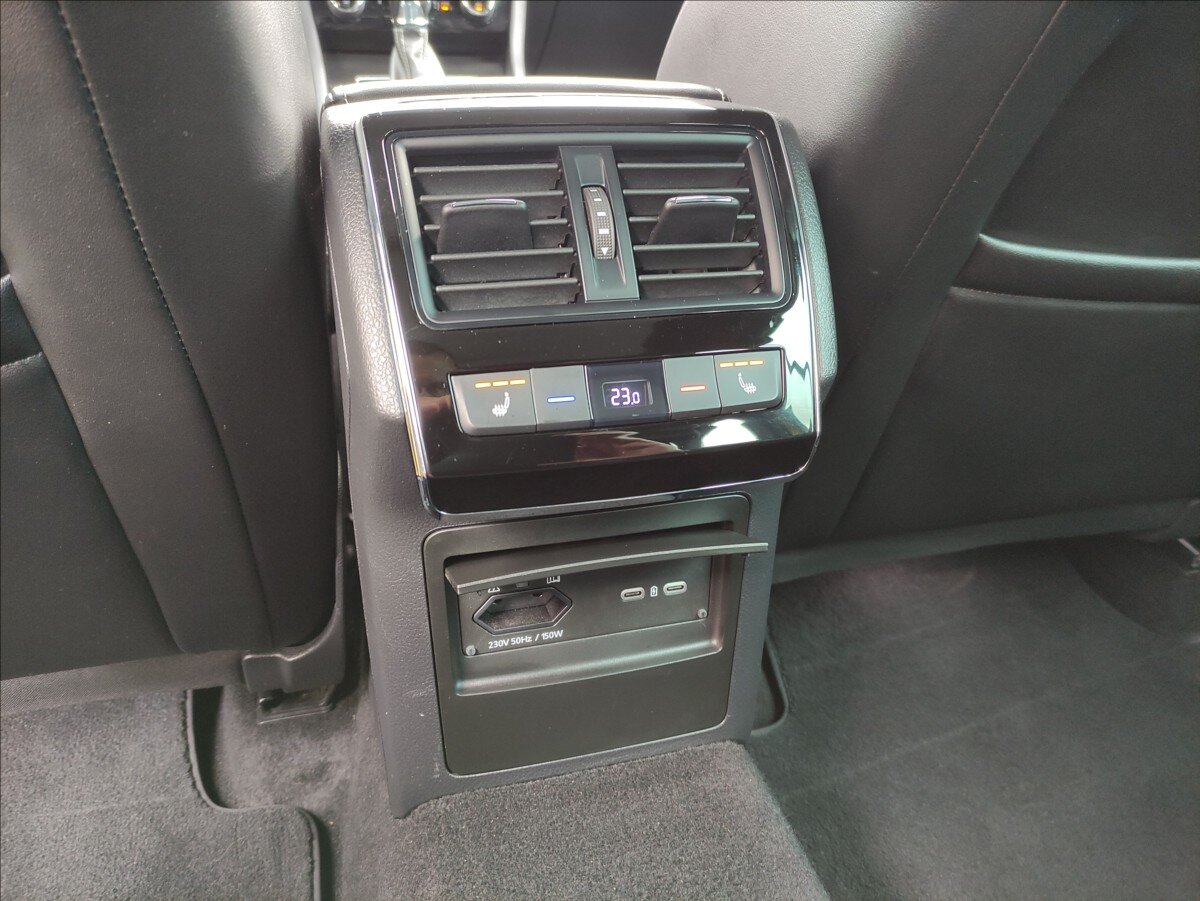 Škoda Superb Kombi 2,0 l 147 kw