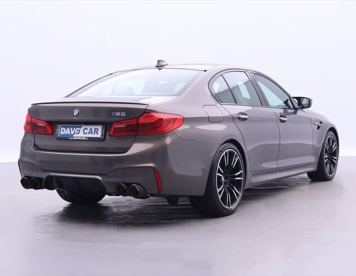 BMW M5 Sedan / Limuzína 4,4 l 441 kw