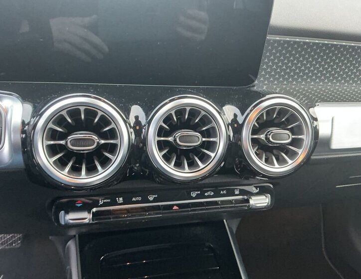 Mercedes-Benz GLB SUV 2,0 l 110 kw