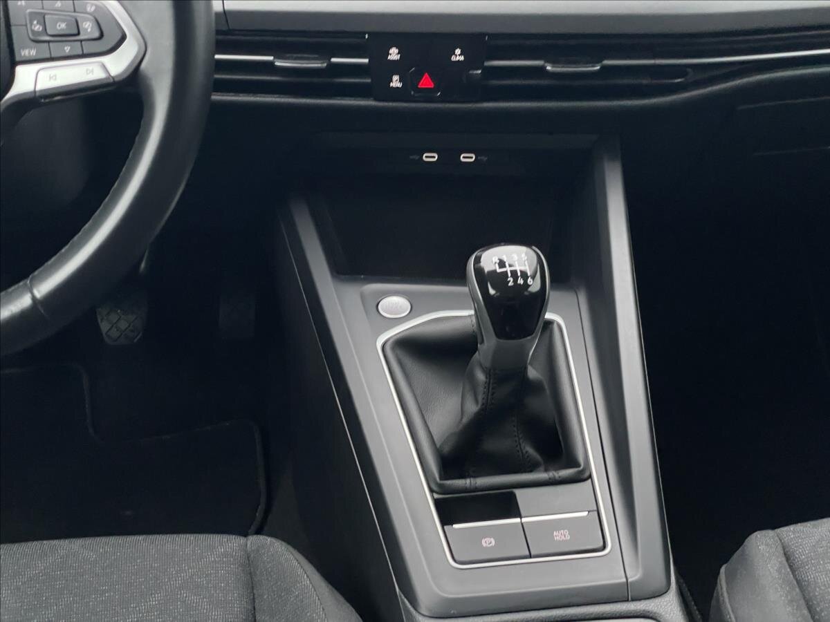 Volkswagen Golf Kombi 1,5 l 96 kw