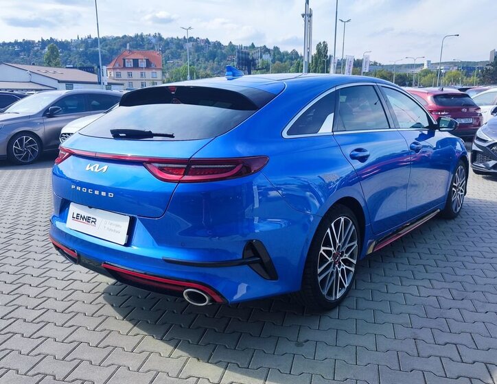 KIA Pro-Ceed 5