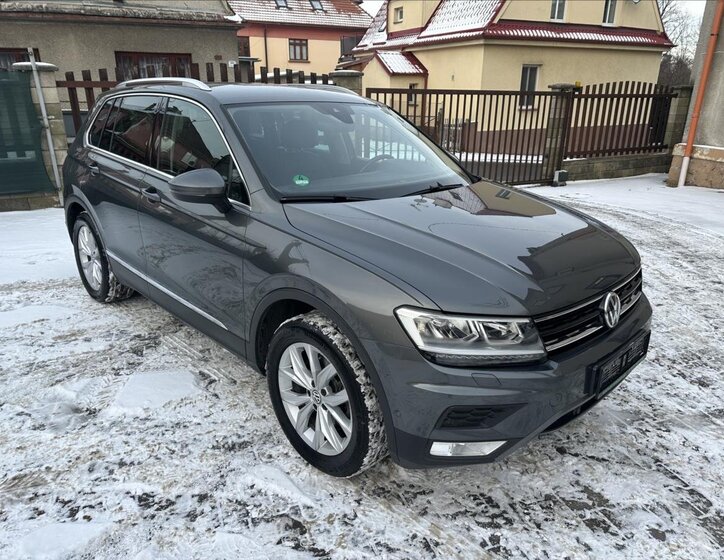 Volkswagen Tiguan 1
