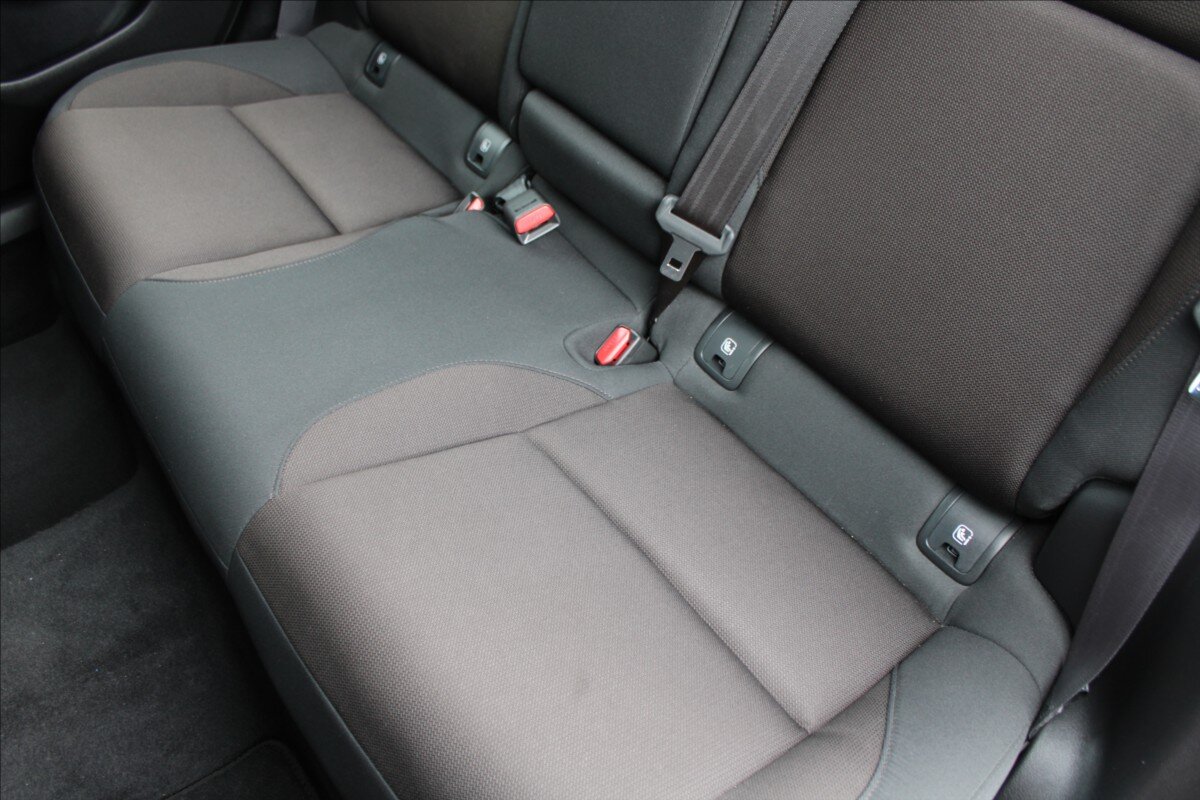 Mazda 3 Sedan 2,0 l 90 kw