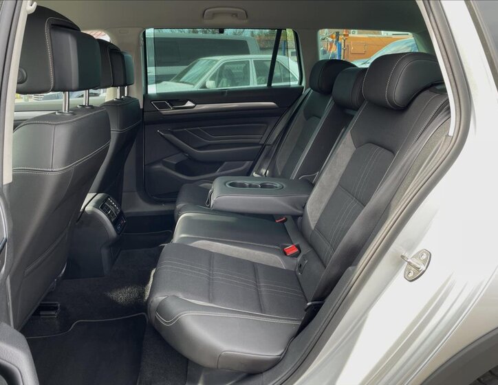 Volkswagen Passat Kombi 2,0 l 140 kw