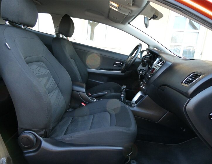 KIA Ceed Hatchback 1,6 l 996 kw