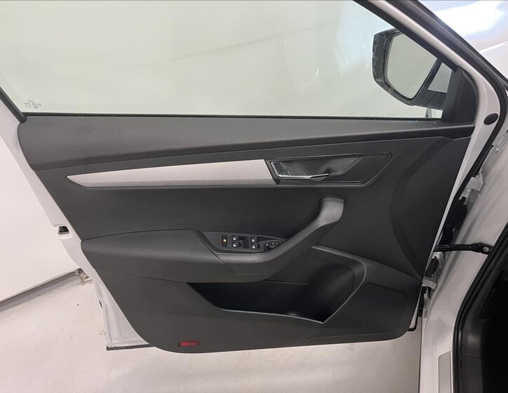 Škoda Karoq SUV / Terénní 1,5 l 110 kw