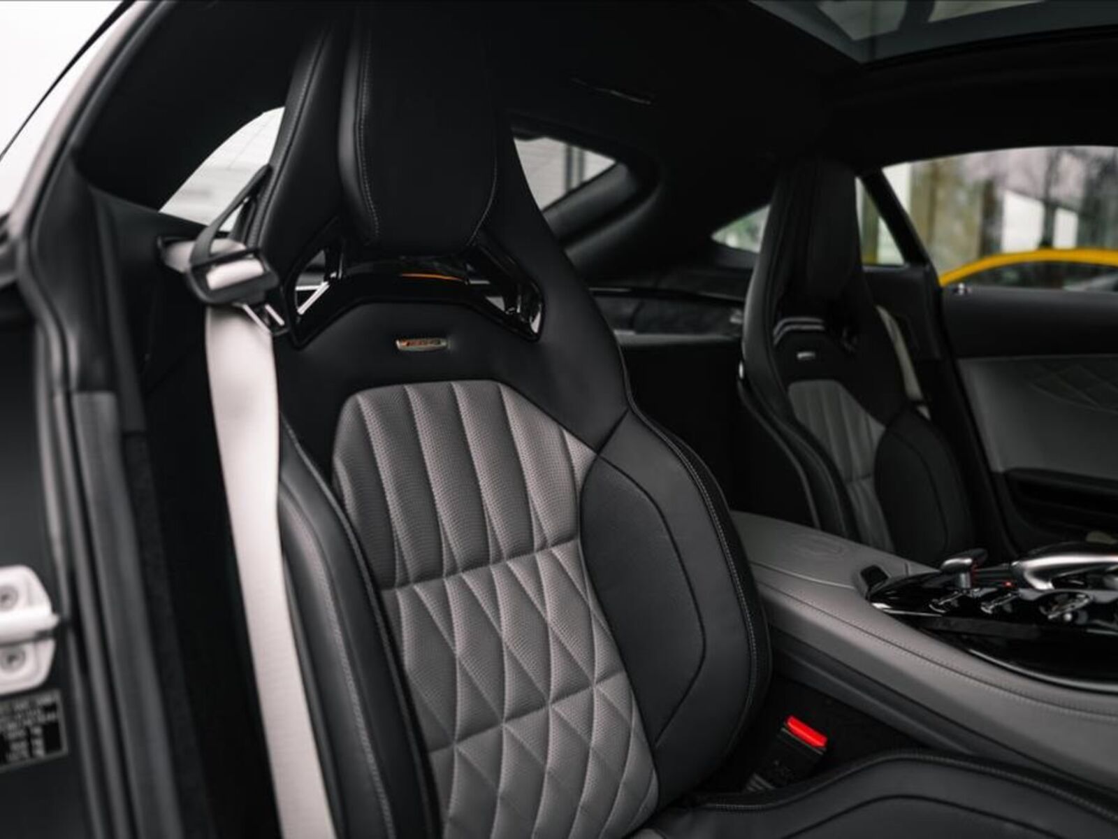 Mercedes-Benz AMG GT 38