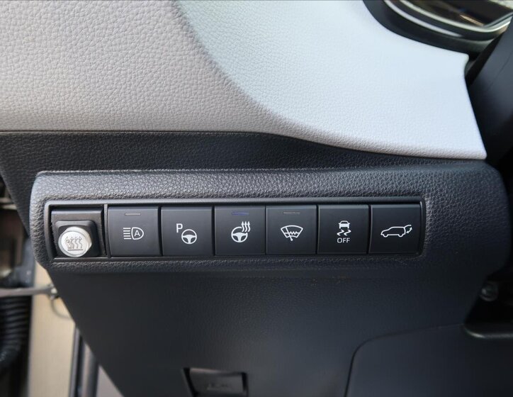 Toyota Corolla Kombi 2,0 l 132 kw