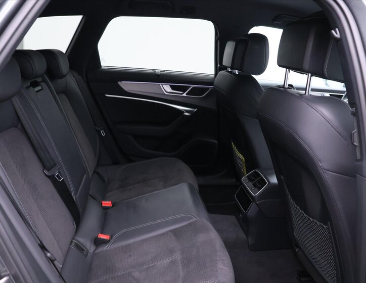 Audi S6 Kombi 3,0 l 253 kw