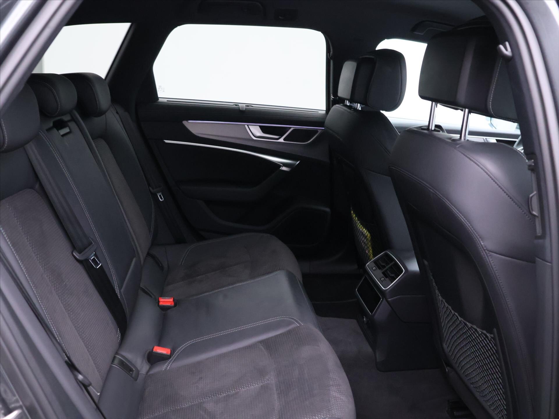 Audi S6 Kombi 3,0 l 253 kw