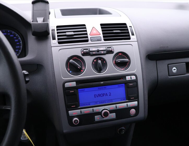 Volkswagen Touran MPV 1,9 l 77 kw