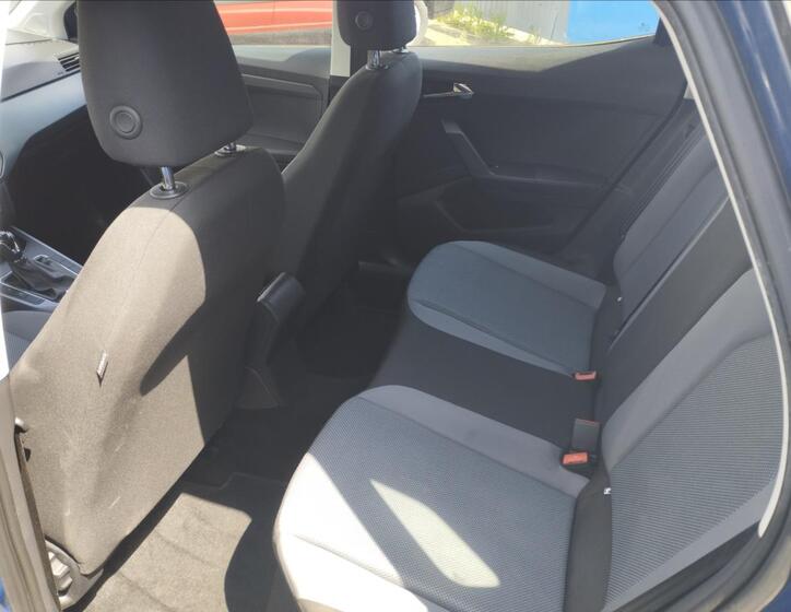 Seat Arona 10