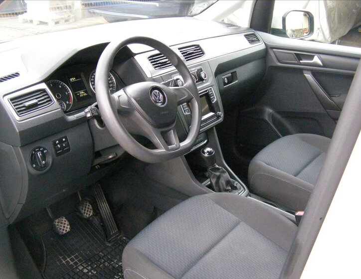 Volkswagen Caddy Ostatní 2,0 l 75 kw