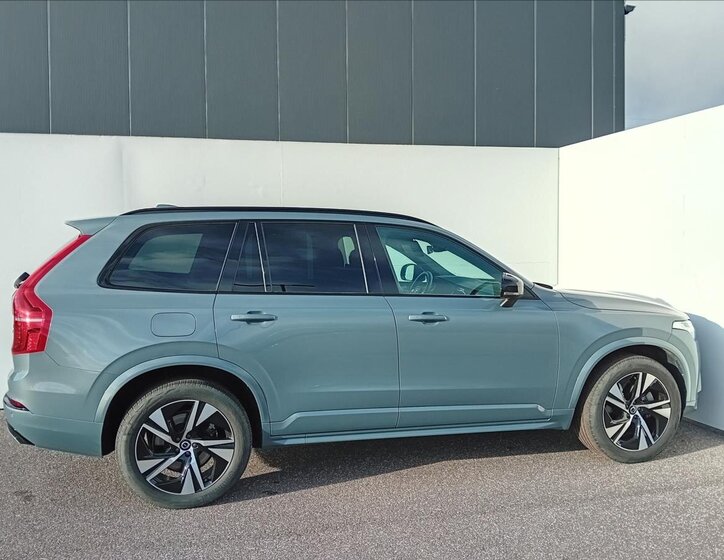 Volvo XC90 SUV / Terénní 2,0 l 173 kw
