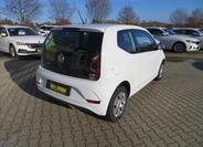 Volkswagen up! 8