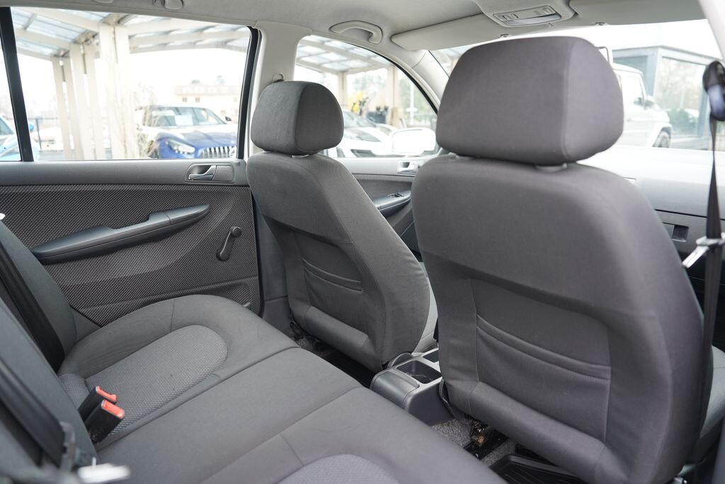 Škoda Fabia Sedan / Limuzína 1,2 l 47 kw