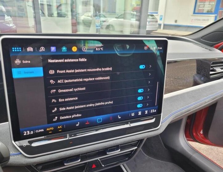 Volkswagen Passat Kombi 2,0 l 195 kw