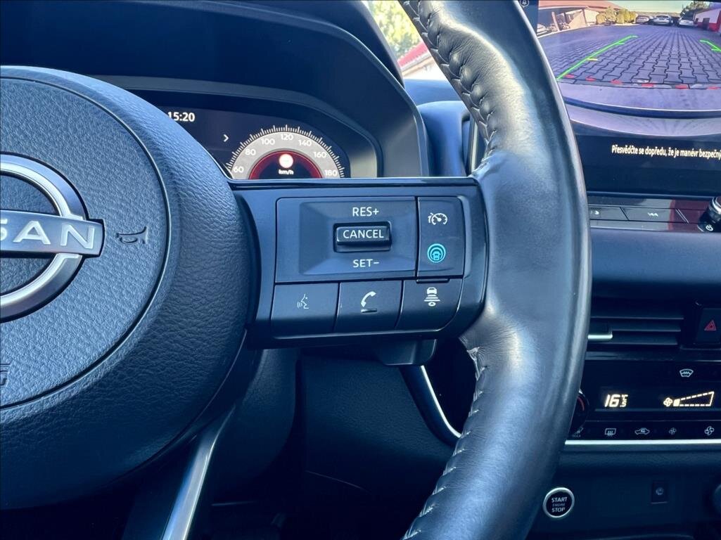 Nissan Qashqai SUV / Terénní 1,3 l 116 kw