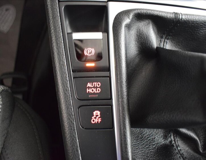 Volkswagen Passat Kombi 2,0 l 103 kw