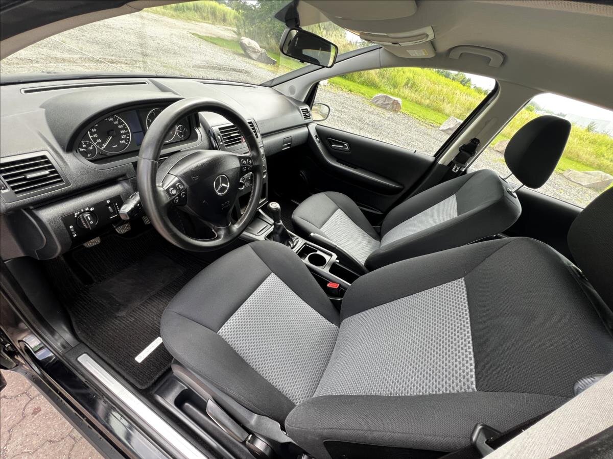 Mercedes-Benz Třídy A Hatchback 1,5 l 70 kw