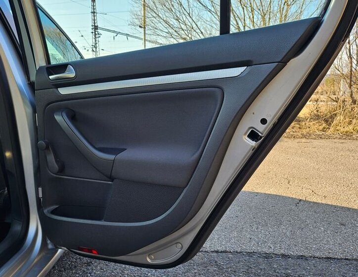 Volkswagen Golf Hatchback 1,9 l 77 kw