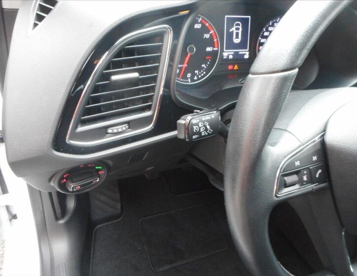 Seat Leon Hatchback 1,4 l 90 kw