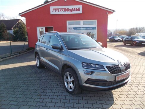 Škoda Karoq SUV / Terénní 2,0 l 110 kw