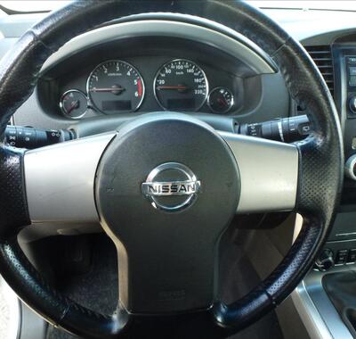 Nissan Pathfinder 35
