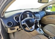 Lancia Delta Hatchback 1,6 l 88 kw