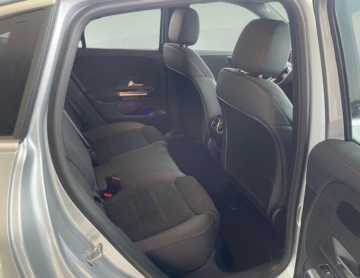 Mercedes-Benz GLA SUV 2,0 l 110 kw