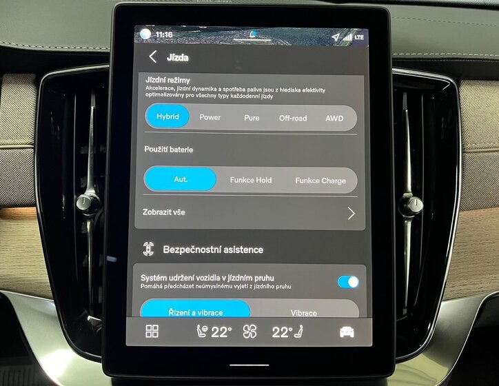 Volvo XC90 SUV / Terénní 2,0 l 335 kw