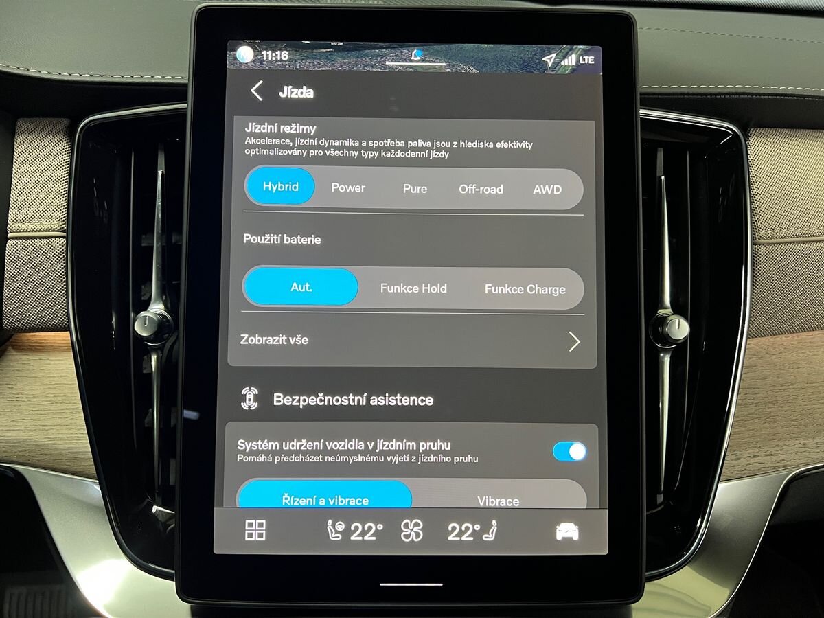 Volvo XC90 SUV / Terénní 2,0 l 335 kw