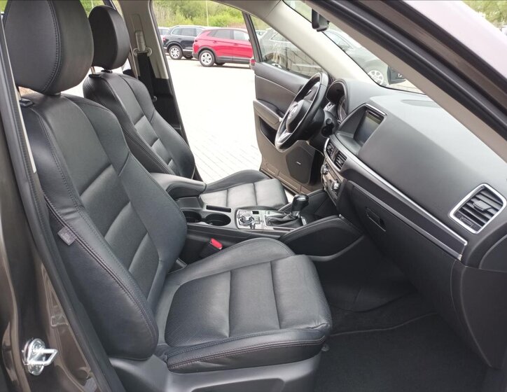 Mazda CX-5 SUV / Terénní 2,2 l 129 kw