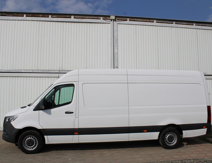 Mercedes-Benz Sprinter Užitková 2,1 l 120 kw