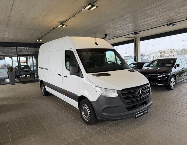 Mercedes-Benz Sprinter 3