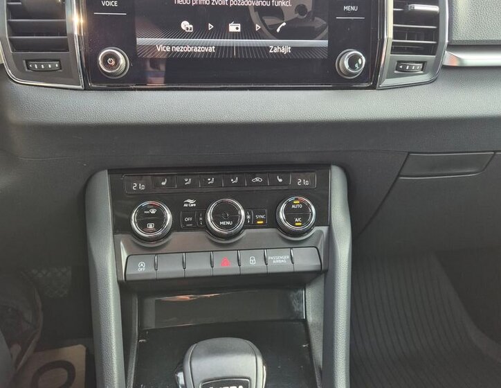 Škoda Karoq SUV 1,5 l 110 kw