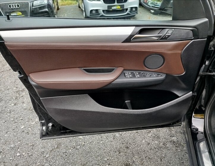 BMW X3 SUV / Terénní 3,0 l 190 kw