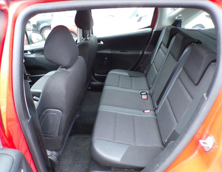 Peugeot 207 Kombi 1,6 l 68 kw