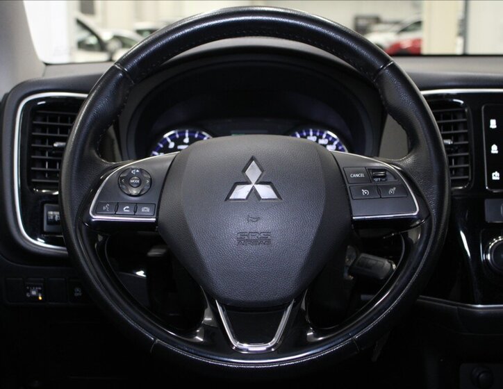 Mitsubishi Outlander SUV 2,0 l 110 kw