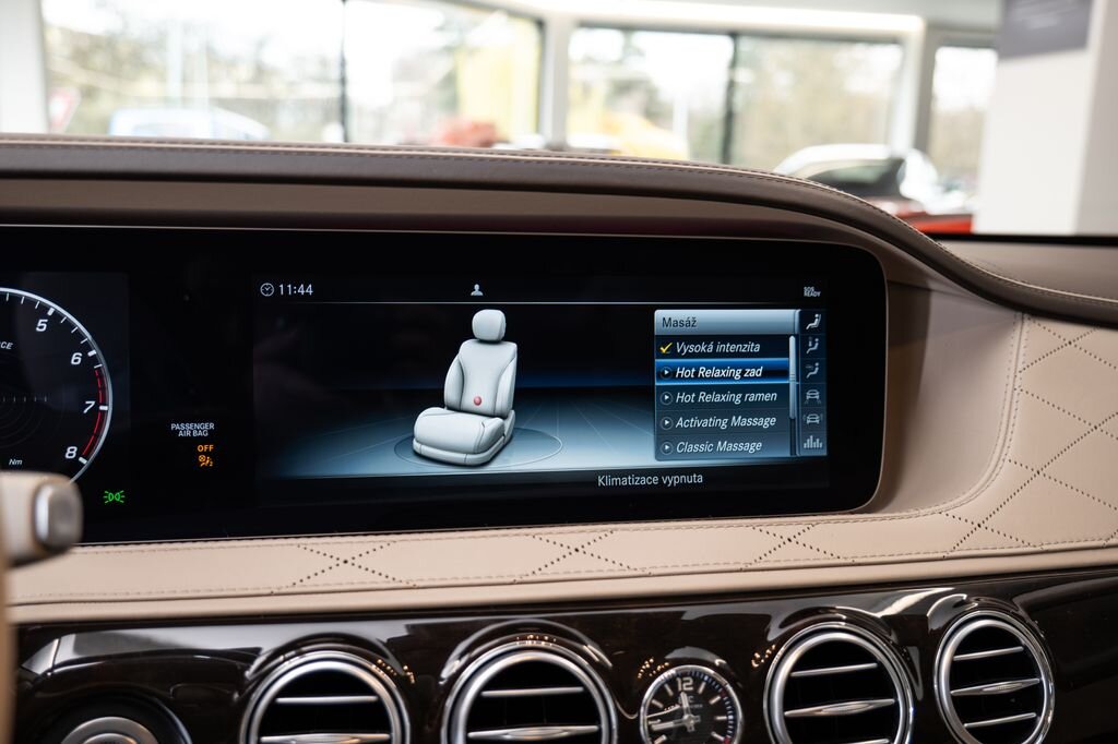 Mercedes-Benz Třídy S Sedan / Limuzína 4,0 l 345 kw