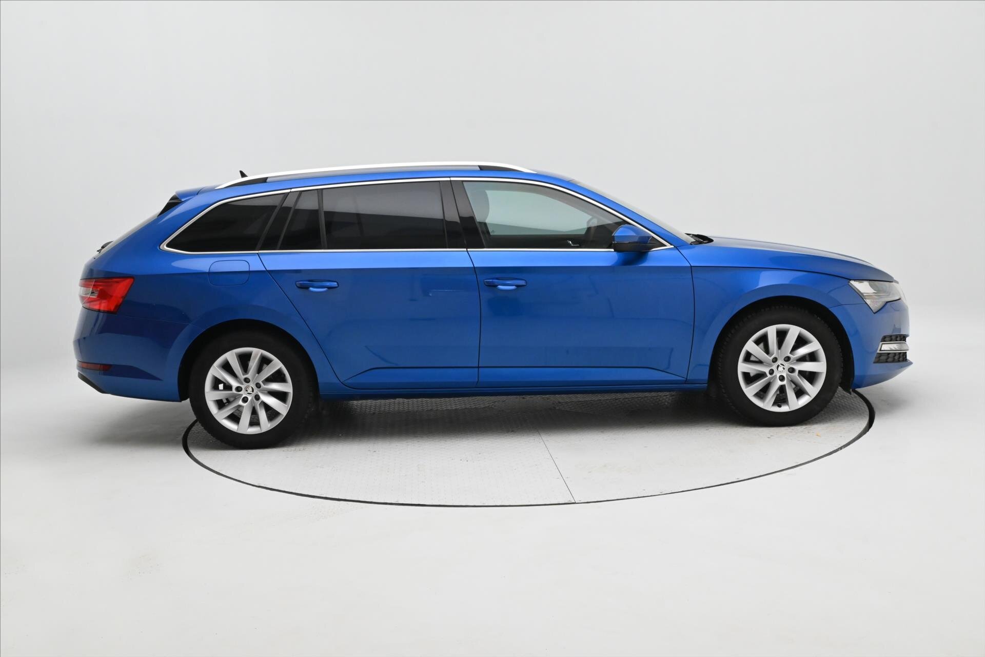 Škoda Superb Kombi 1,5 l 110 kw