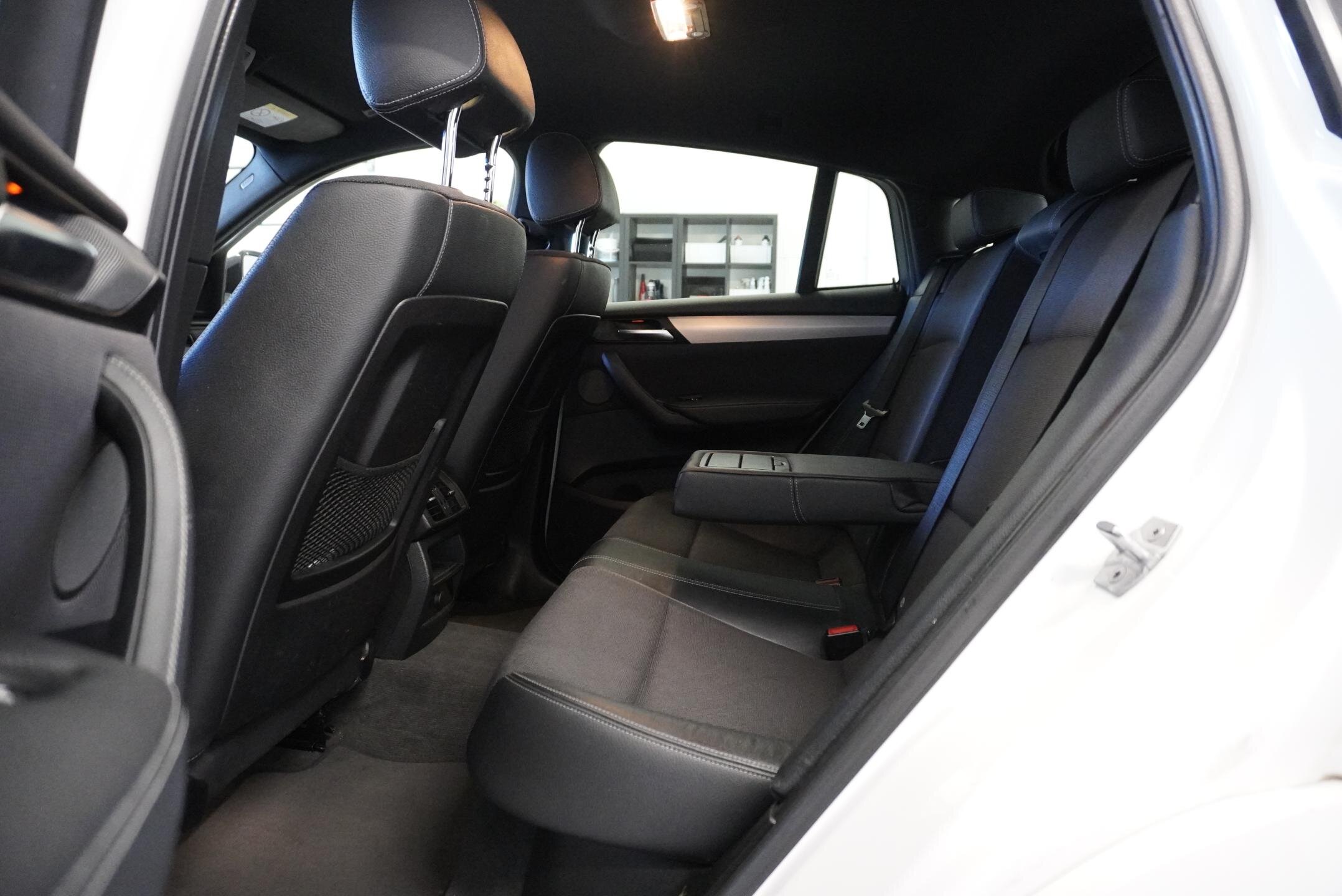 BMW X4 SUV / Terénní 3,0 l 230 kw