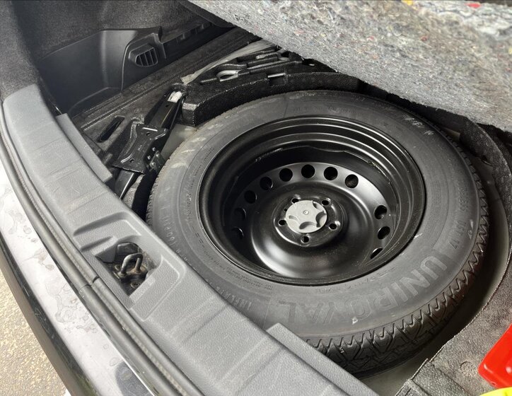 Nissan Qashqai SUV / Terénní 1,3 l 103 kw