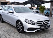 Mercedes-Benz Třídy E 8