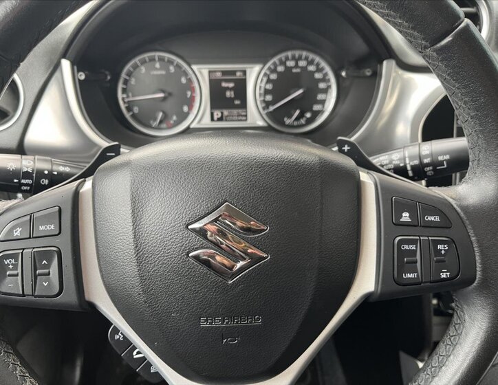 Suzuki Vitara SUV 1,6 l 88 kw