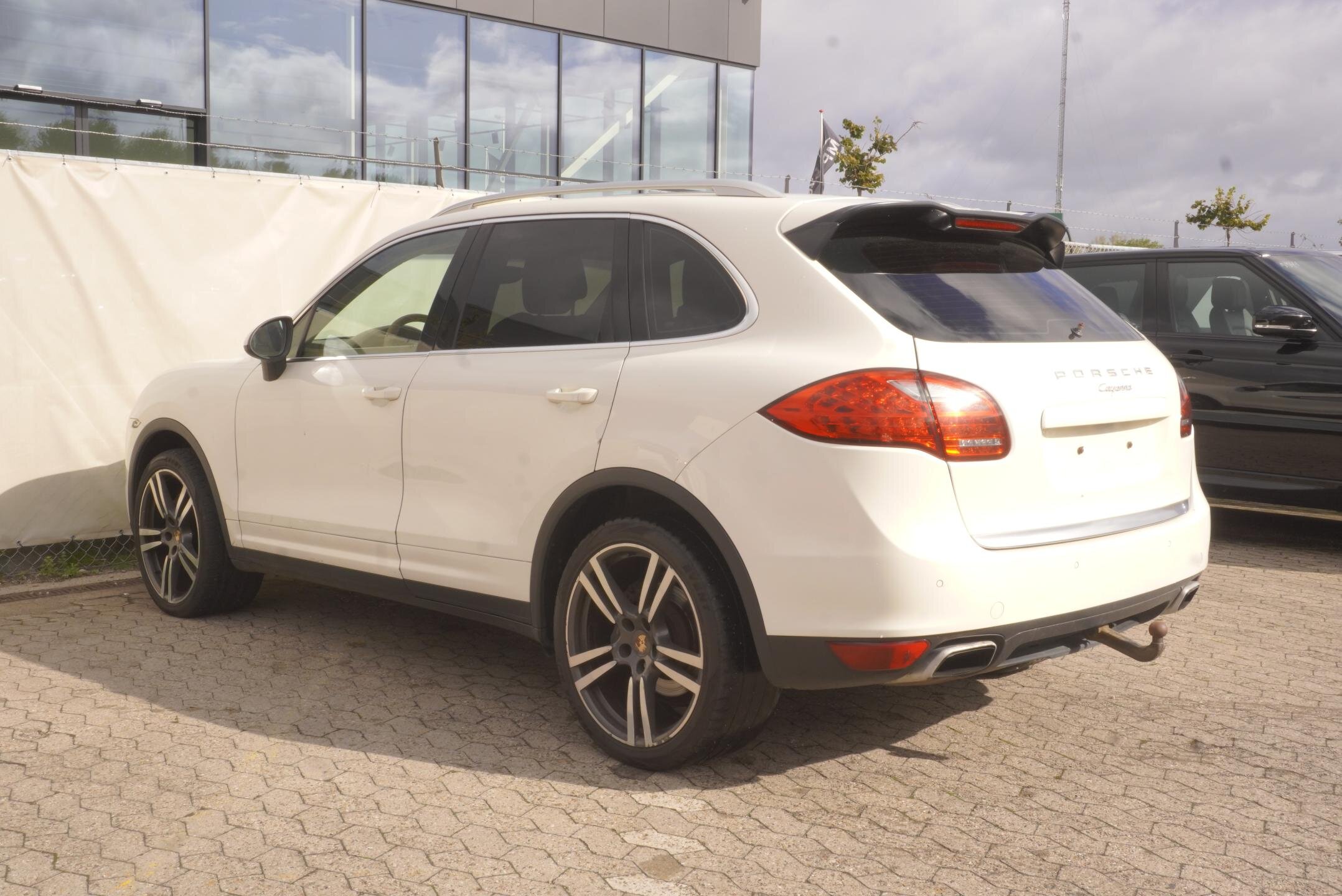 Porsche Cayenne SUV 3,0 l 176 kw