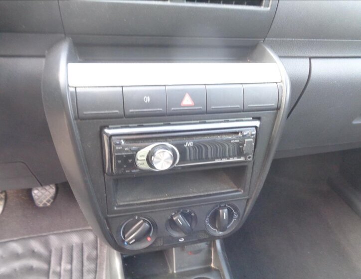 Volkswagen Fox Hatchback 1,2 l 40 kw