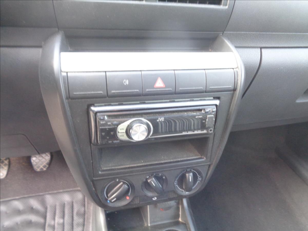 Volkswagen Fox Hatchback 1,2 l 40 kw